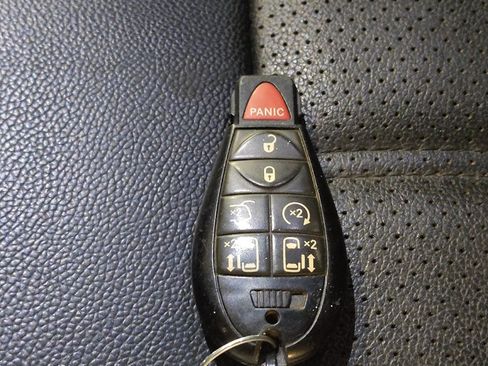 Used 2017 Dodge Grand Caravan GT w/ Mopar Premium Addition Group FWD image 32