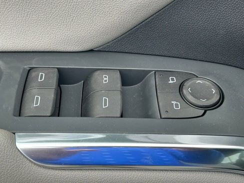 New 2025 Chevrolet Traverse LT w/ Driver Confidence Package AWD/4WD image 31
