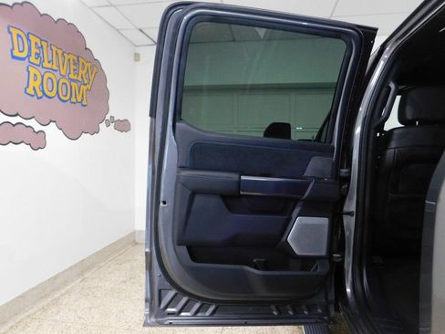 Used 2025 Ford F250 Platinum image 82