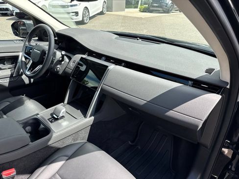 Certified 2025 Land Rover Discovery Sport S AWD/4WD image 20