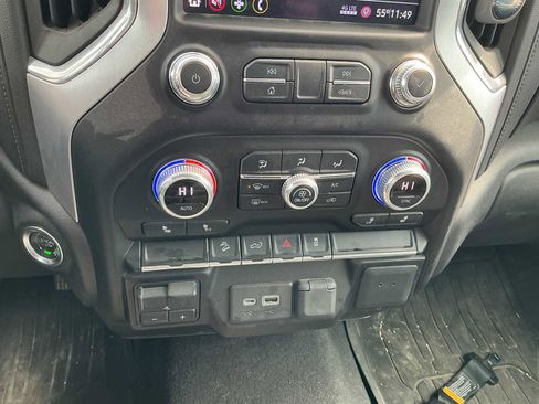 Used 2022 GMC Sierra 2500 SLE w/ SLE Convenience Package image 13