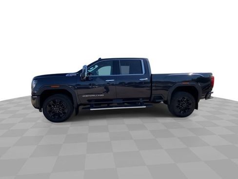 Used 2024 GMC Sierra 2500 Denali w/ Denali Reserve Package AWD/4WD image 7