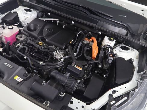 Used 2022 Toyota RAV4 Limited image 17