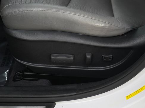 Used 2015 Hyundai Elantra Sport FWD image 22