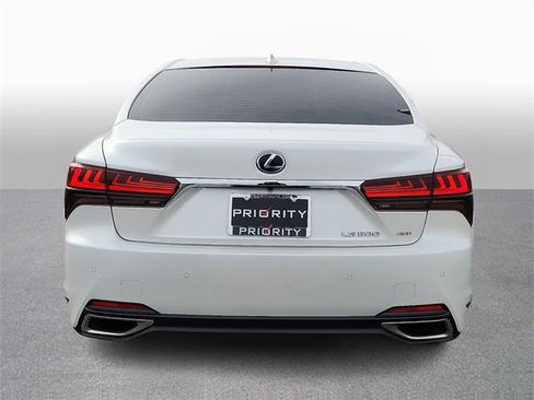 Used 2022 Lexus LS 500 AWD image 5