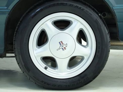 Used 1990 Ford Mustang LX image 11