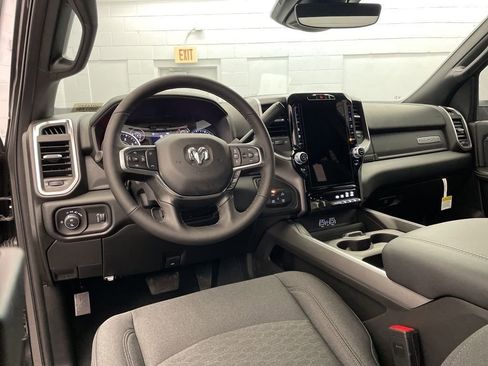New 2026 RAM 2500 Big Horn AWD/4WD image 14