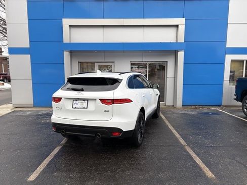 Used 2019 Jaguar F-PACE Prestige image 7