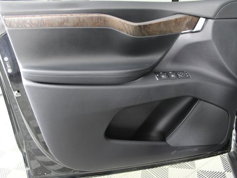 Used 2019 Tesla Model X Performance image 44