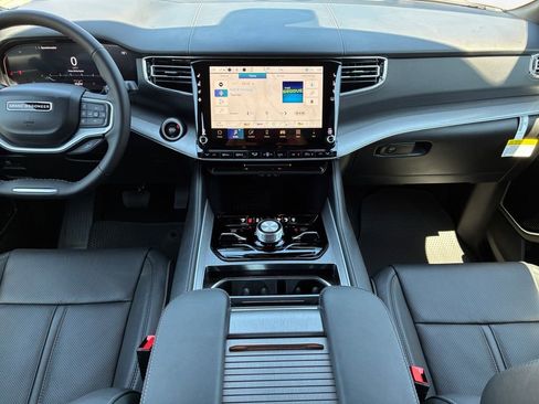 New 2026 Jeep Grand Wagoneer Limited AWD/4WD image 20