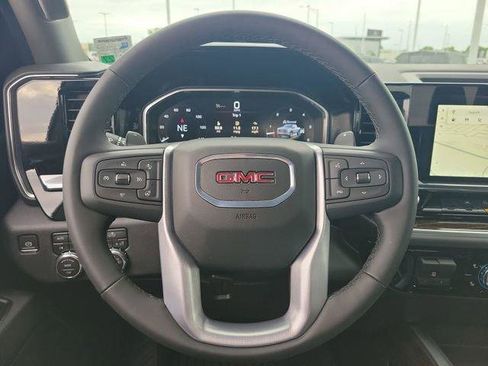 New 2026 GMC Sierra 1500 Elevation w/ X31 Off-Road Package AWD/4WD image 18