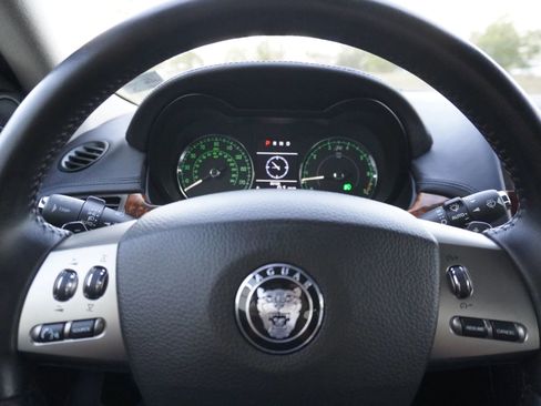 Used 2007 Jaguar XKR R image 21