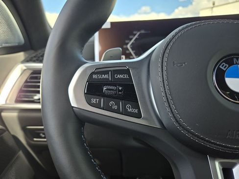Certified 2026 BMW X7 M60i AWD/4WD image 32