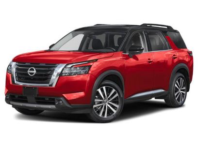Used 2025 Nissan Pathfinder Platinum w/ Cargo Package