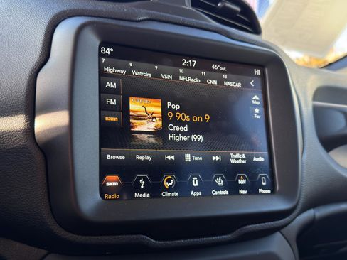 Used 2019 Jeep Renegade Limited w/ UConnect 8.4 Nav Group image 22