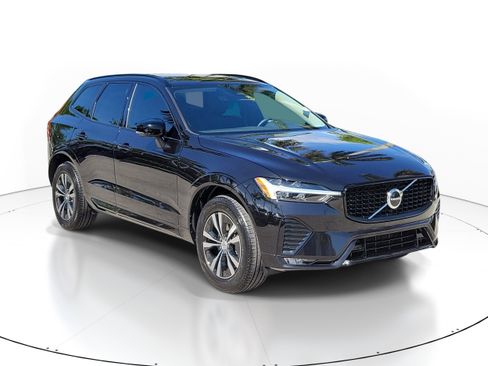 Certified 2024 Volvo XC60 B5 Core AWD/4WD image 1