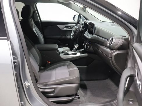Used 2025 Chevrolet Blazer LT AWD/4WD image 21
