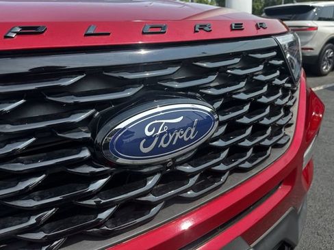 Certified 2023 Ford Explorer ST-Line w/ Class IV Trailer Tow Package AWD/4WD image 10