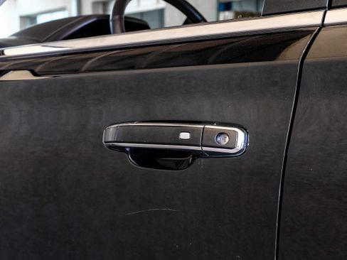 Used 2016 GMC Yukon Denali w/ Open Road Package image 45