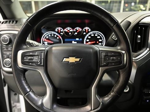 Used 2021 Chevrolet Silverado 1500 LT w/ Convenience Package II image 20
