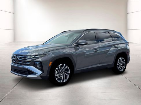 New 2026 Hyundai Tucson Limited FWD image 2