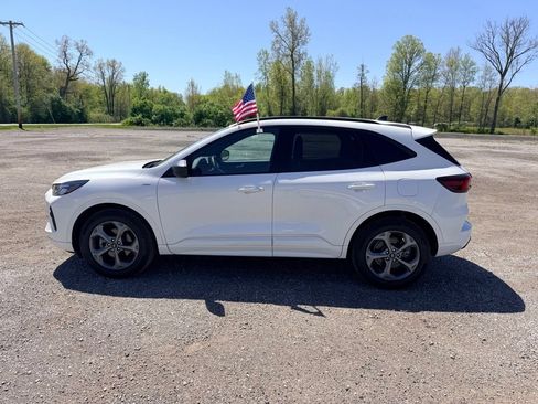 Used 2024 Ford Escape ST-Line w/ Equipment Group 301A FWD image 4
