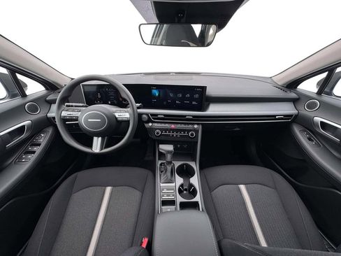 New 2026 Hyundai Sonata SE FWD image 13