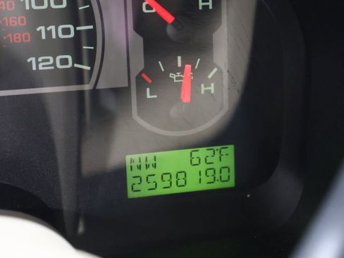 Used 2006 Ford F150 XLT image 31