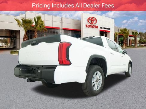 Used 2025 Toyota Tundra SR5 AWD/4WD image 25