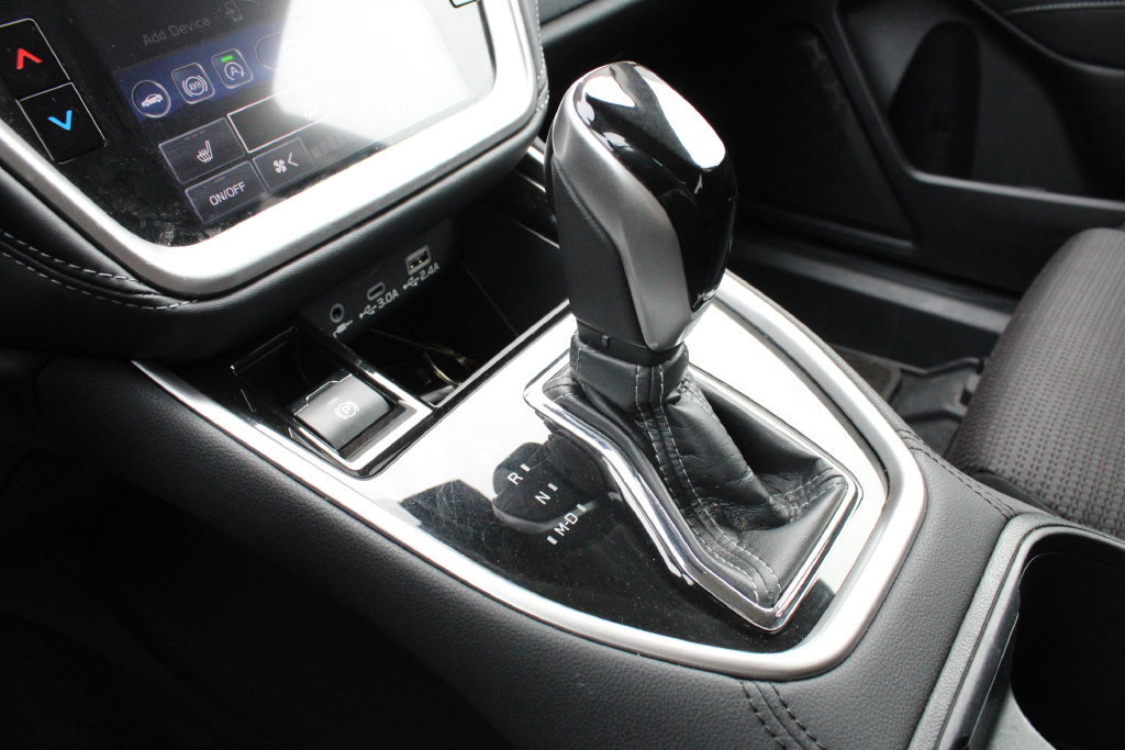 Used 2024 Subaru Outback Premium AWD/4WD image 17