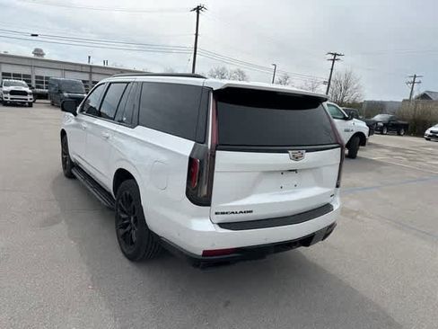 Used 2021 Cadillac Escalade ESV Sport Platinum image 16