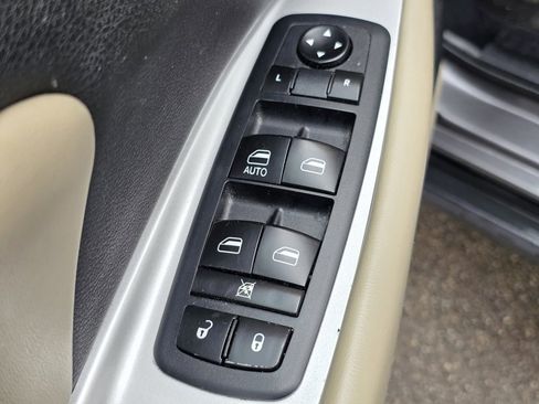 Used 2015 Dodge Journey American Value Package w/ Flexible Seating Group image 48