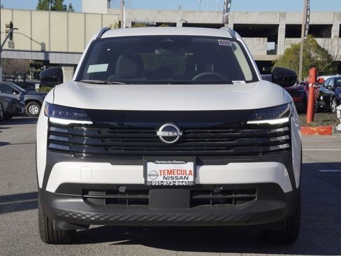 New 2026 Nissan Kicks SV image 7