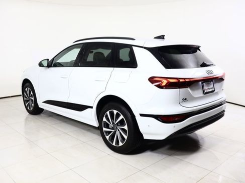 Used 2025 Audi Q6 e-tron Premium Plus w/ Premium Plus image 15