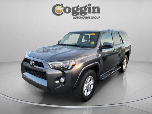 Used 2016 Toyota 4Runner SR5 image 1