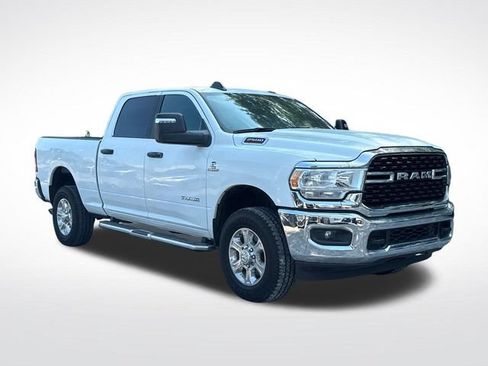 Used 2024 RAM 2500 Big Horn AWD/4WD image 9
