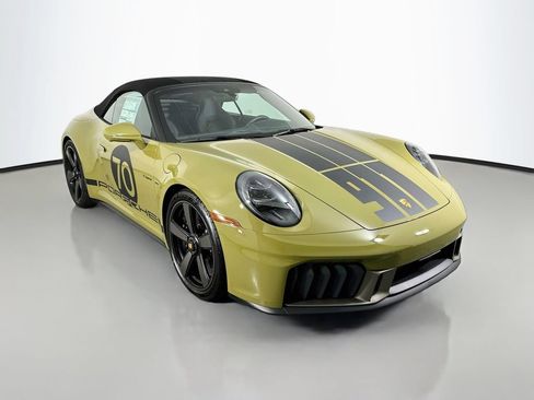Certified 2026 Porsche 911 GTS RWD image 7