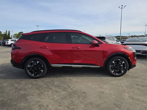 New 2026 Kia Sportage SX image 9