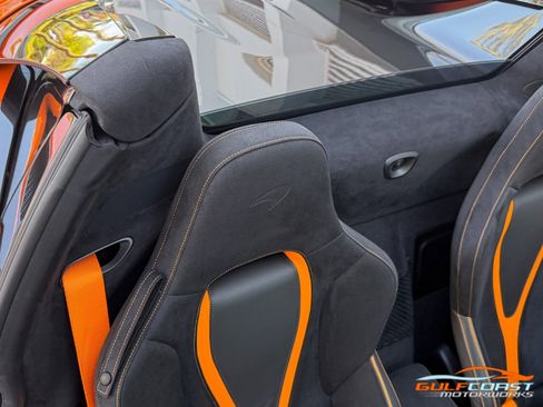 Used 2022 McLaren 720S Spider image 35