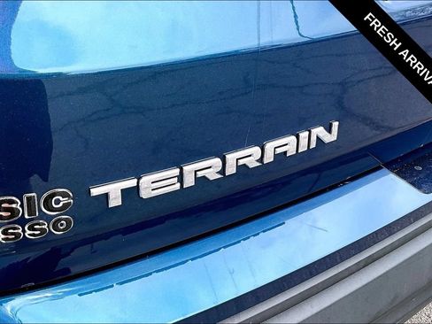 Used 2021 GMC Terrain SLE FWD image 23