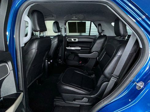 Used 2021 Ford Explorer XLT w/ Equipment Group 202A image 40