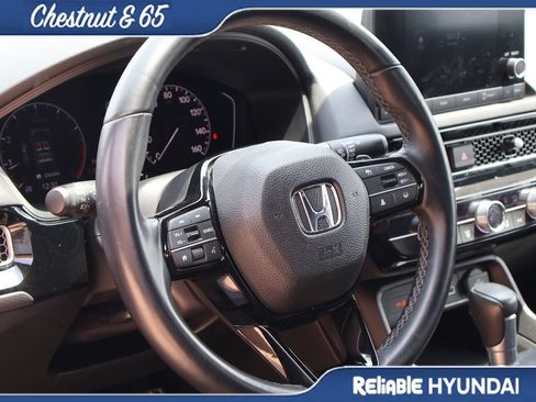 Used 2023 Honda Civic Sport image 25