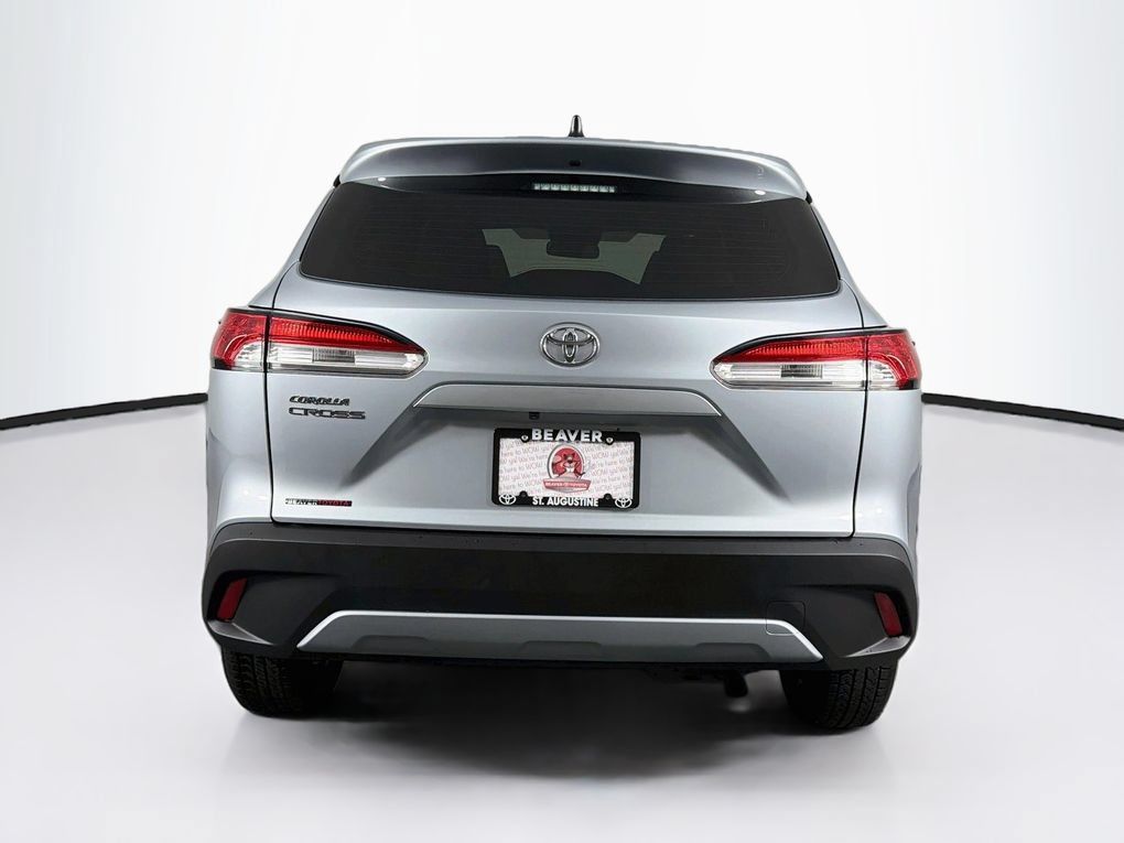 Used 2023 Toyota Corolla Cross L FWD image 8