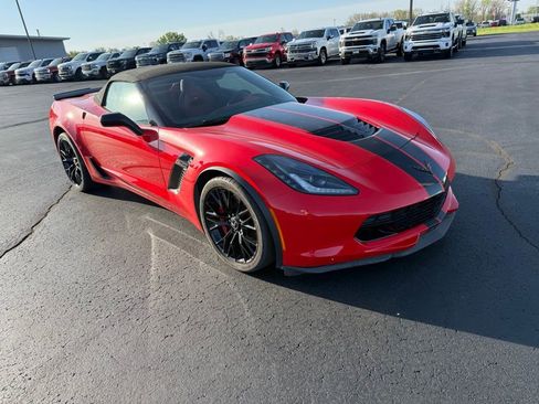 Used 2015 Chevrolet Corvette Z06 w/ 3LZ Preferred Equipment Group RWD image 3