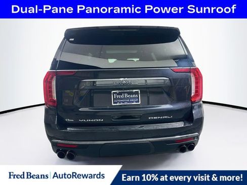 Used 2023 GMC Yukon XL Denali Ultimate AWD/4WD image 7