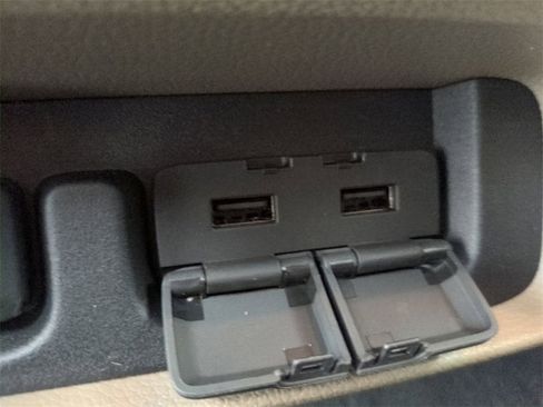 Used 2019 Honda Odyssey Elite image 18