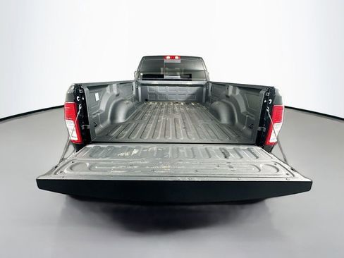 Used 2024 RAM 3500 Tradesman w/ Chrome Appearance Group image 29