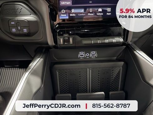 New 2026 RAM 2500 Big Horn AWD/4WD image 16