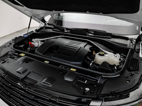 Used 2024 Land Rover Range Rover SE image 83