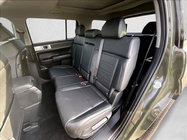 Used 2024 Hyundai Santa Fe Limited FWD image 25